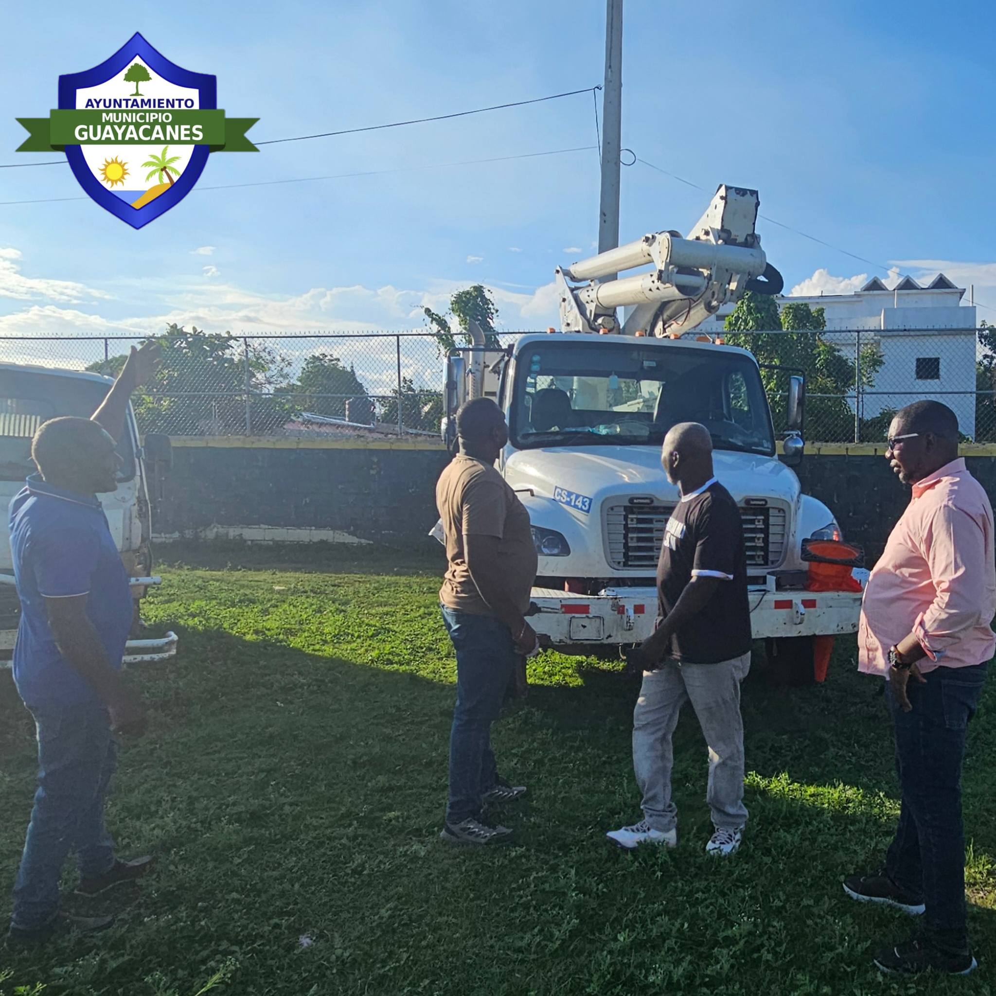 La comunidad de Guayacanes celebra un importante avance para el deporte local con la iluminación del play de Guayacanes.